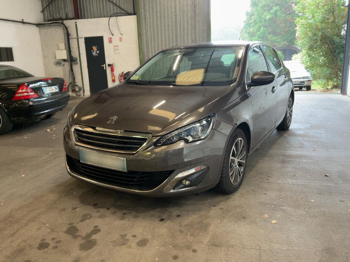 Peugeot 308 2015