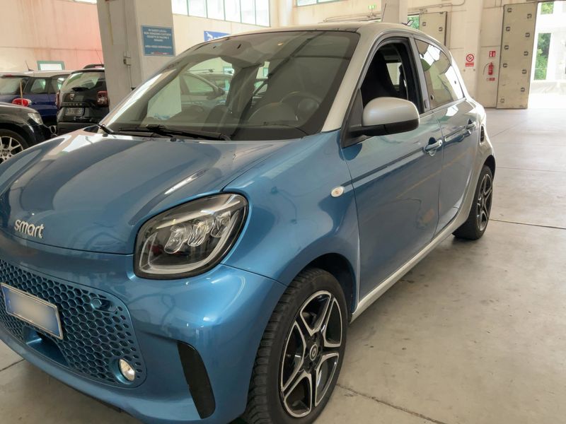 Smart forfour electric drive 60 kW EQ pulse — zdjęcie 2