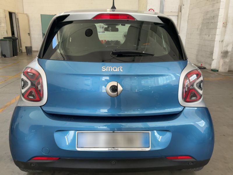 Smart forfour electric drive 60 kW EQ pulse — zdjęcie 5