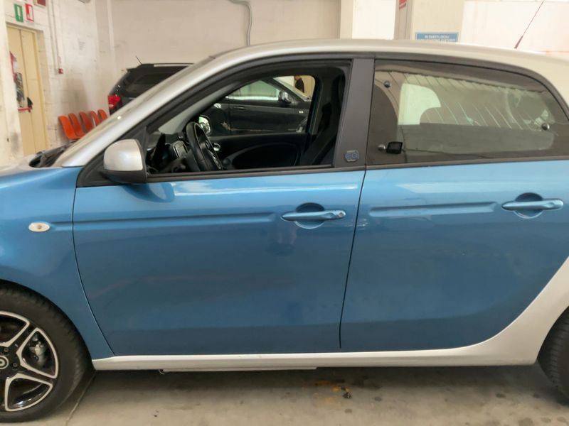 Smart forfour electric drive 60 kW EQ pulse — zdjęcie 4