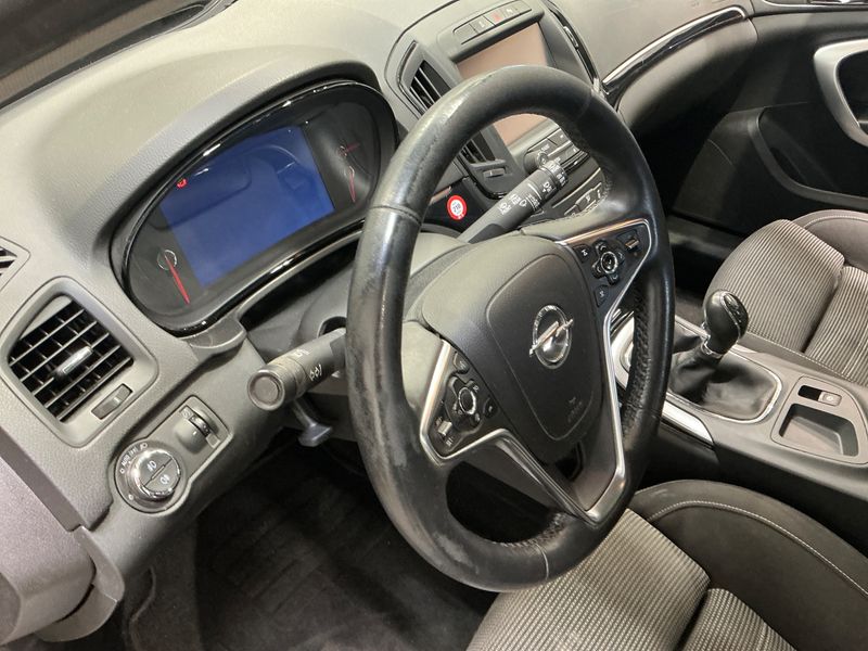 Opel Insignia Sports Tourer 1.6 CDTI DPF Innovation 2016 – снимка 28