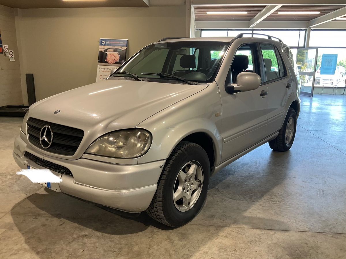 Mercedes-Benz M-Klasse 2001