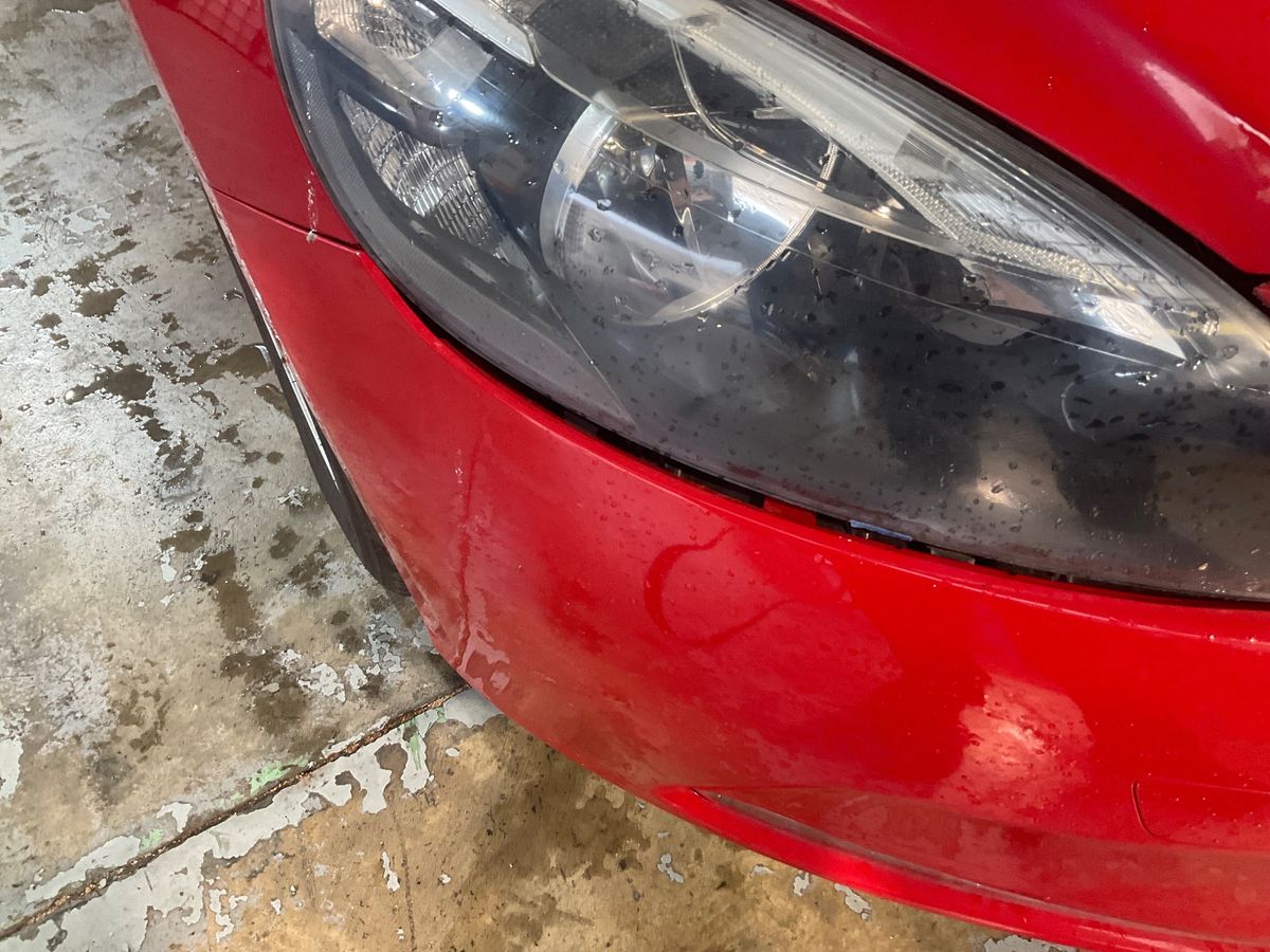 Volvo V40 2014 — photo 34