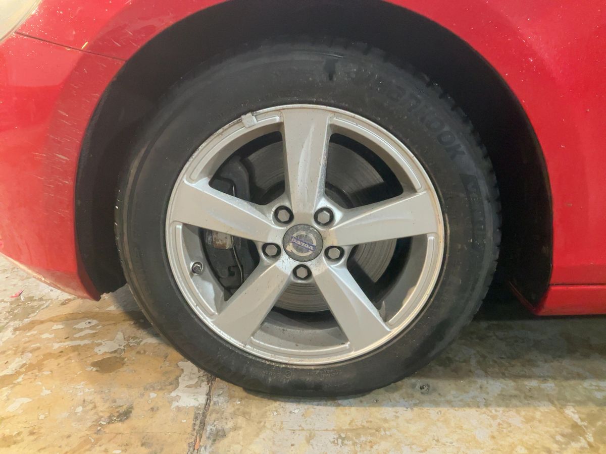 Volvo V40 2014 — photo 4