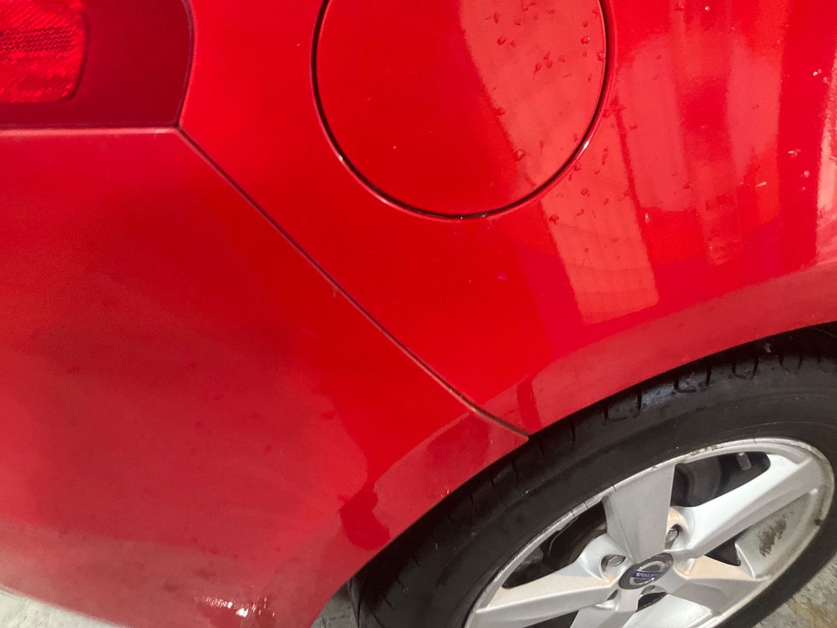 Volvo V40 2014 — photo 29