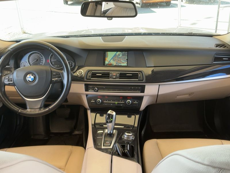 BMW 5er 520d 2013 – снимка 17