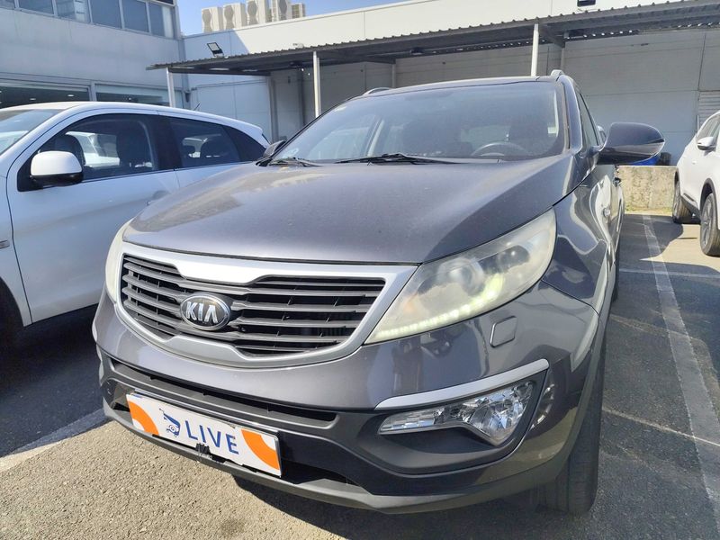 Kia Sportage 1.7 CRDi Drive 4x2 — zdjęcie 7