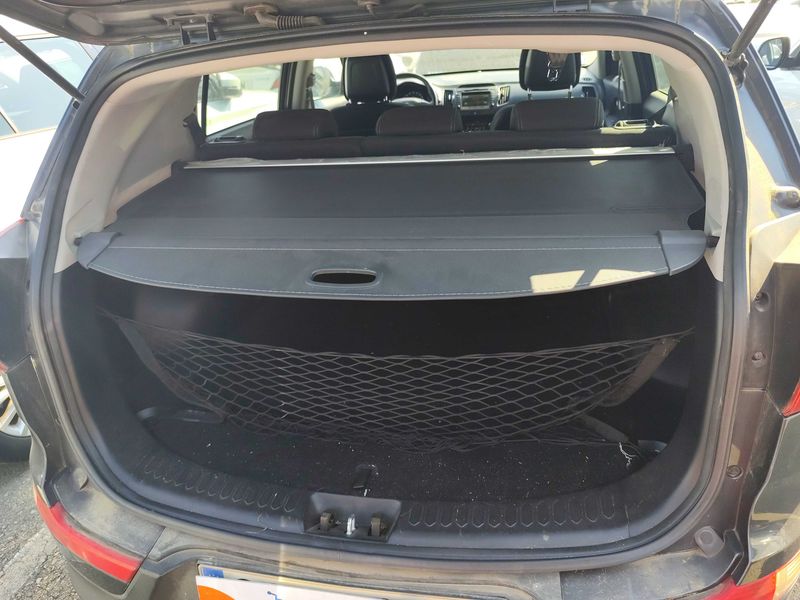 Kia Sportage 1.7 CRDi Drive 4x2 — zdjęcie 9