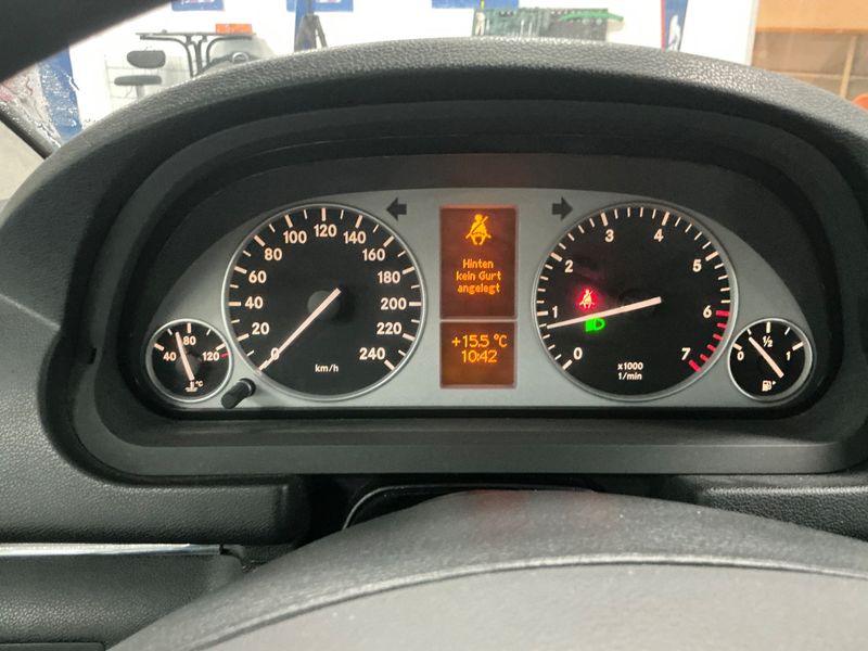 Mercedes-Benz B-Klasse B 170 — zdjęcie 4