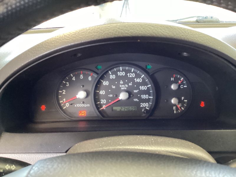Kia Sorento 2.5 CRDi EX — zdjęcie 4