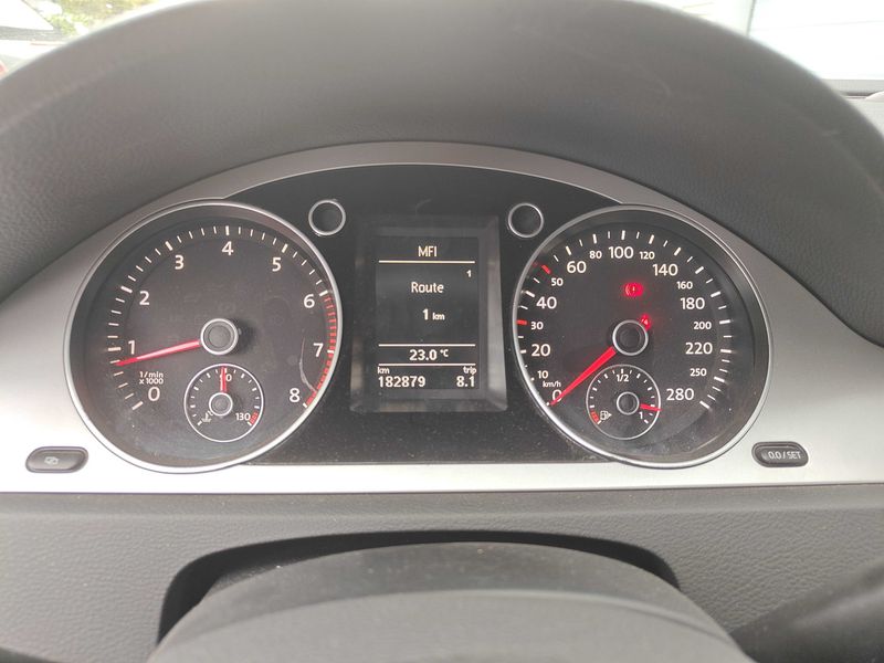 Volkswagen Passat CC 1.8 TSI — zdjęcie 12