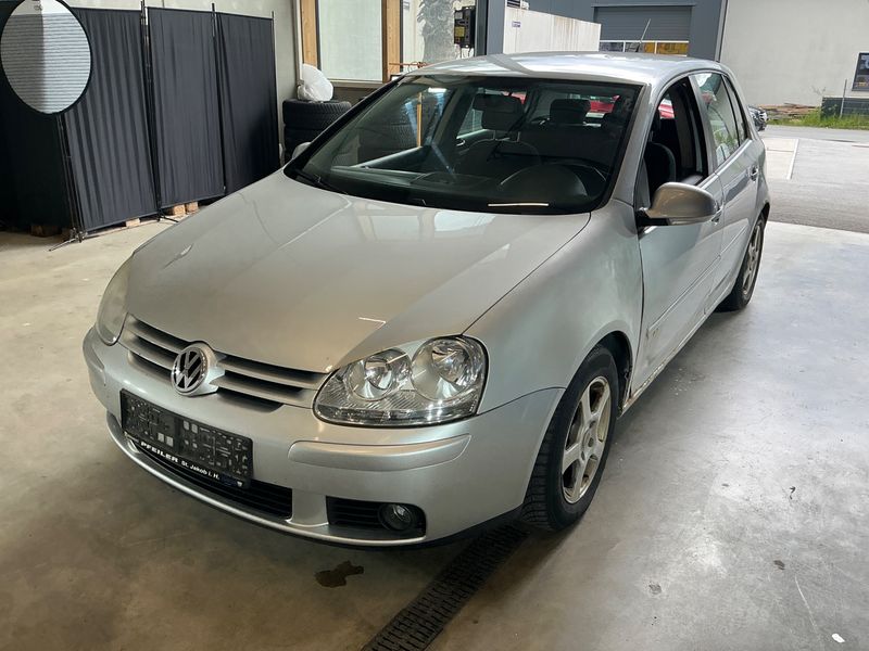 Volkswagen Golf V 1.9 TDI Sportline 4Motion