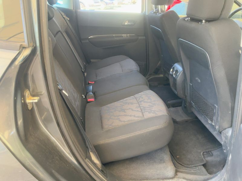 Peugeot 3008 1.6 THP Premium — zdjęcie 14