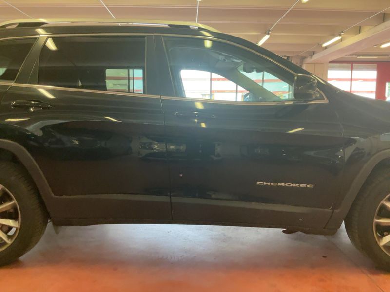 Jeep Cherokee 2.0 M-Jet Limited FWD — zdjęcie 7