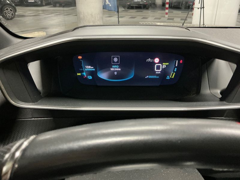 Peugeot 208 electric drive 100 kW e GT — zdjęcie 13