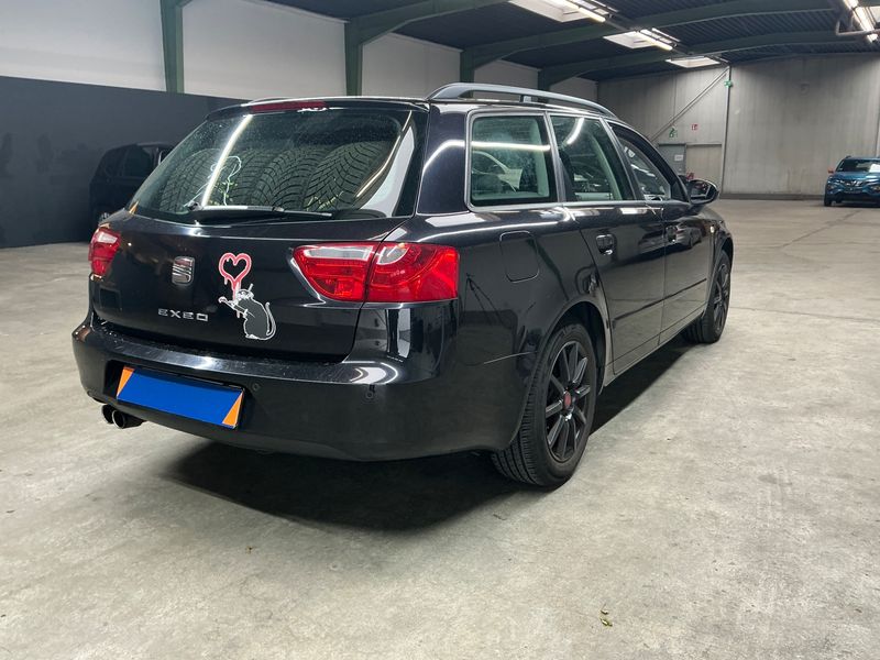 Seat Exeo 1.8 TSI Style — zdjęcie 2