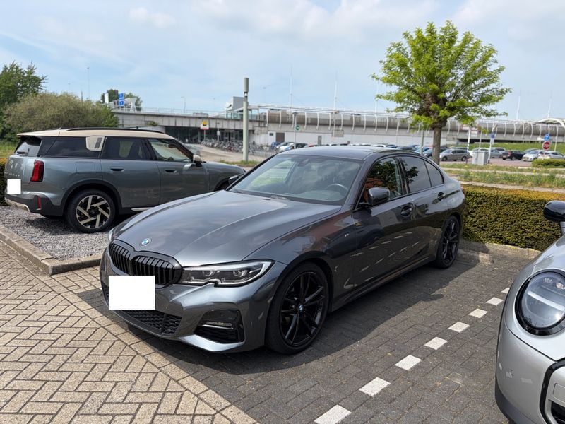 BMW 3er 318i M Sport — zdjęcie 1