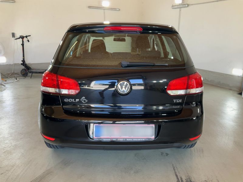 Volkswagen Golf VI 1.6 TDI Trendline 2010 – снимка 7