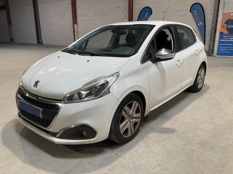 Peugeot 208 1.6 Blue-HDi Business Pack 2015 – снимка 1