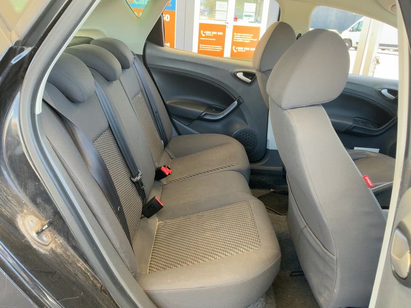 Seat Ibiza 1.2 Amaro 2010 – снимка 19