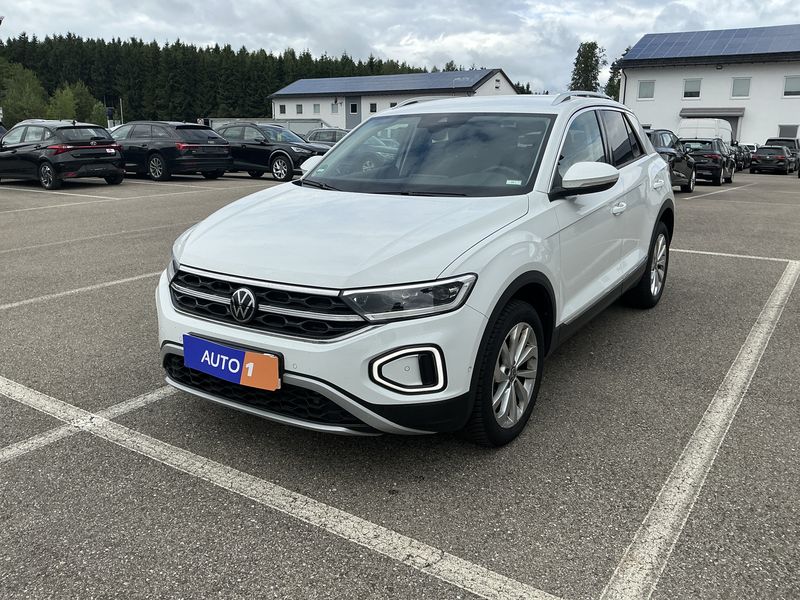 Volkswagen T-Roc 1.5 TSI ACT Style 2025 – снимка 2