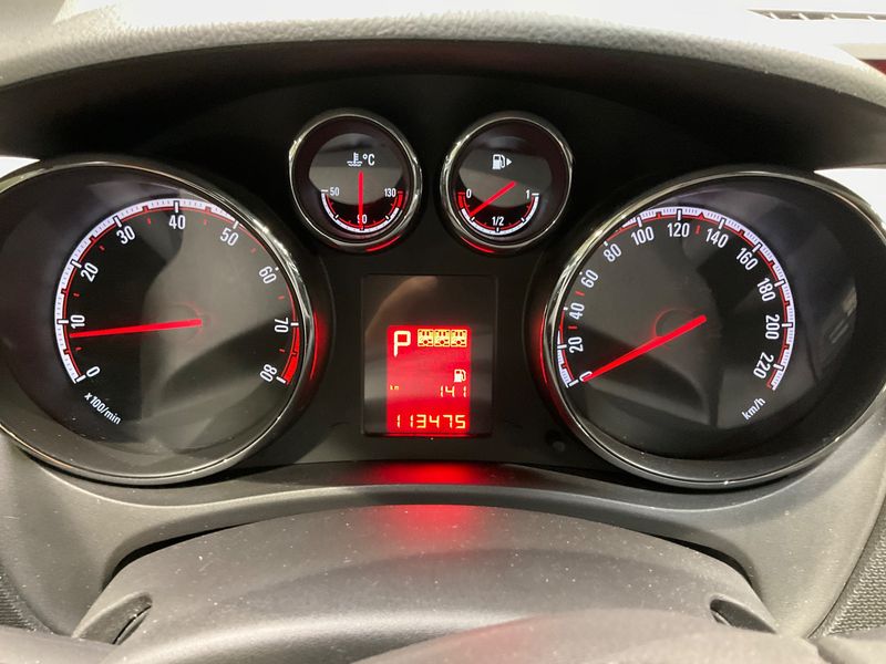 Opel Meriva 1.4 Turbo Active 2013 – снимка 18