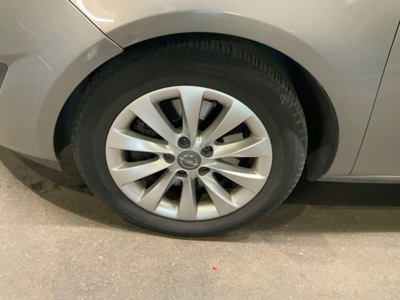 Opel Meriva 1.4 Turbo Active 2013 – снимка 3