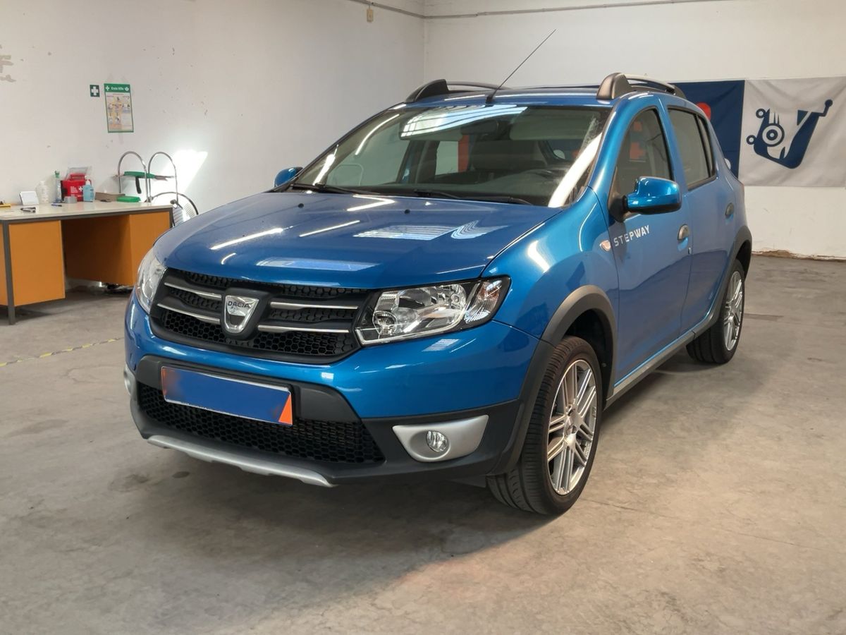 Dacia Sandero 2015