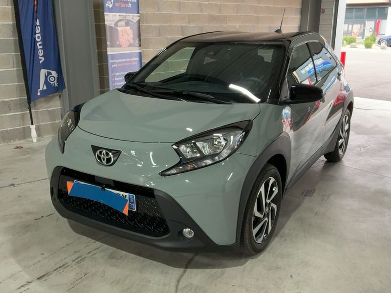 Aygo X 1.0 VVT-i Design