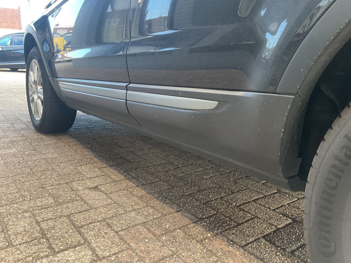 Land Rover 2018 — photo 31