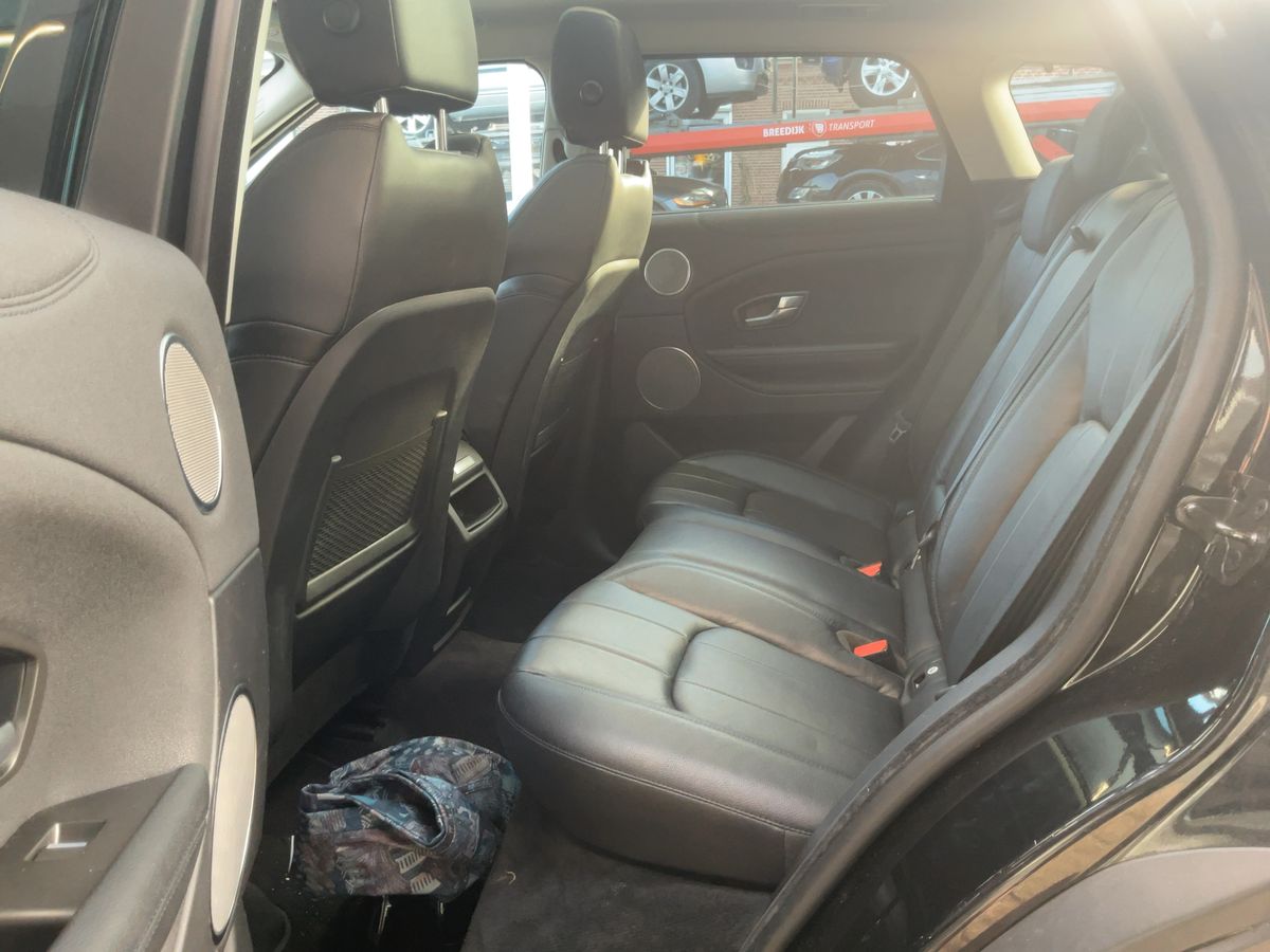 Land Rover 2018 — photo 20