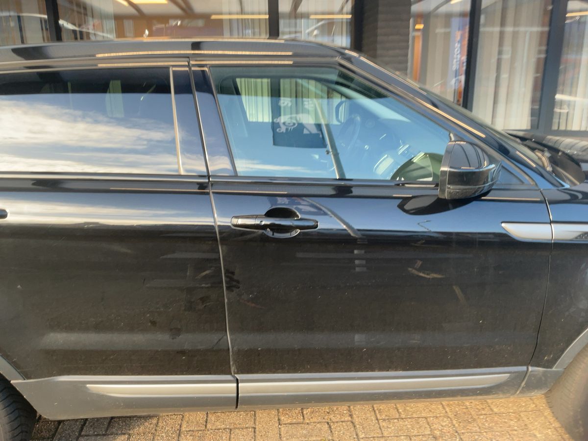 Land Rover 2018 — photo 11