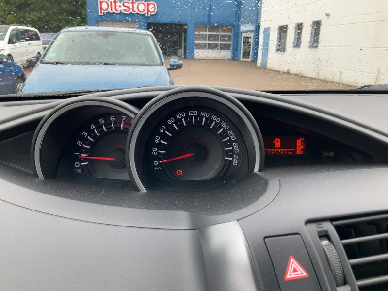 Toyota Verso 1.8 Comfort — zdjęcie 13