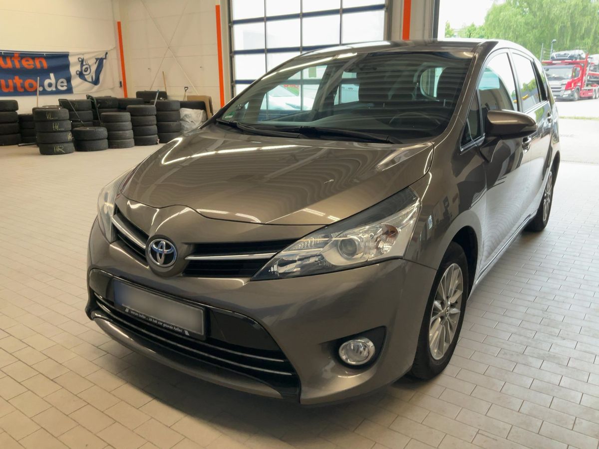 Toyota Verso 2016