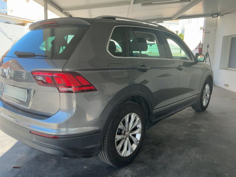 Volkswagen Tiguan 2.0 TDI Advance BlueMotion Tech 2018 – снимка 8