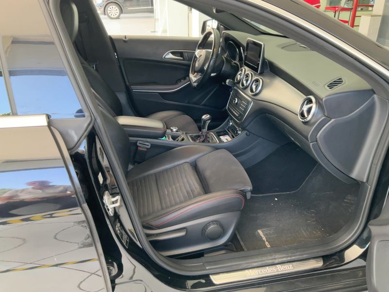 Mercedes-Benz CLA-Klasse CLA 200 Shooting Brake AMG Line — zdjęcie 11