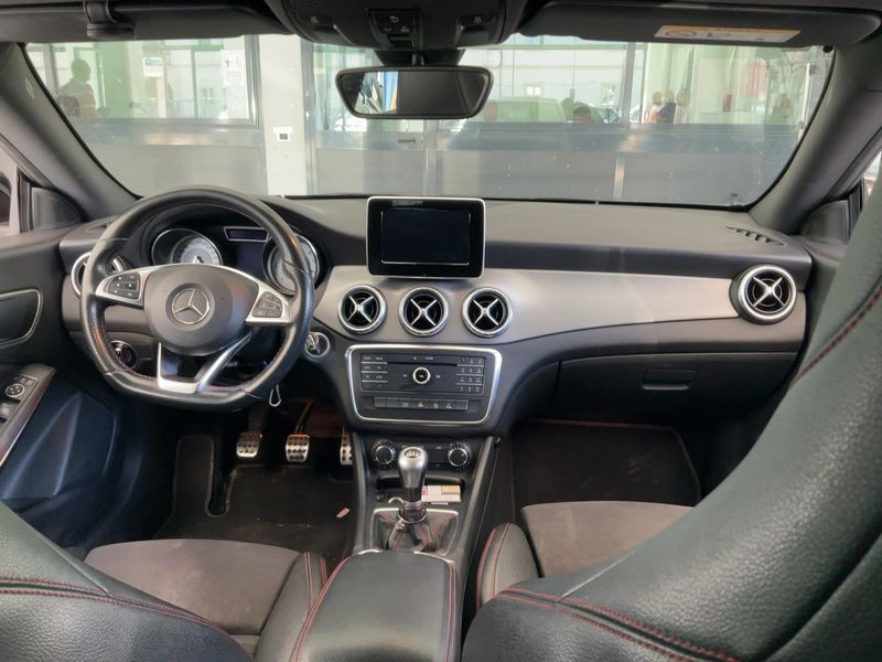 Mercedes-Benz CLA-Klasse CLA 200 Shooting Brake AMG Line — zdjęcie 12