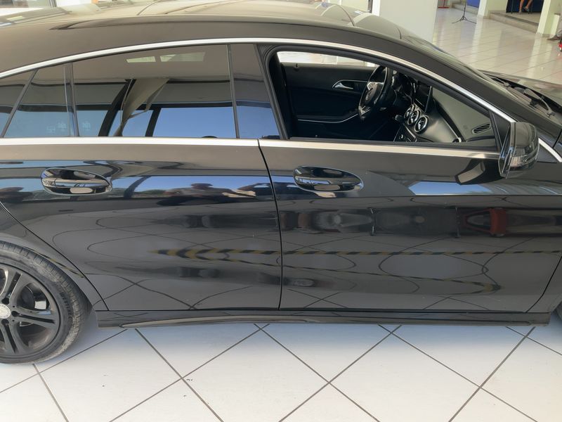 Mercedes-Benz CLA-Klasse CLA 200 Shooting Brake AMG Line — zdjęcie 7
