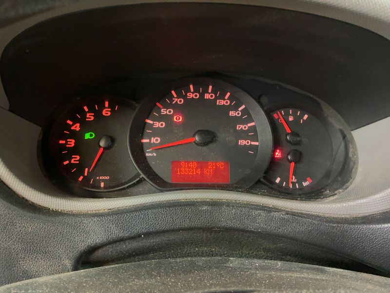 Renault Master 2.3 dCi L2H2 HKa 3,3t — zdjęcie 13