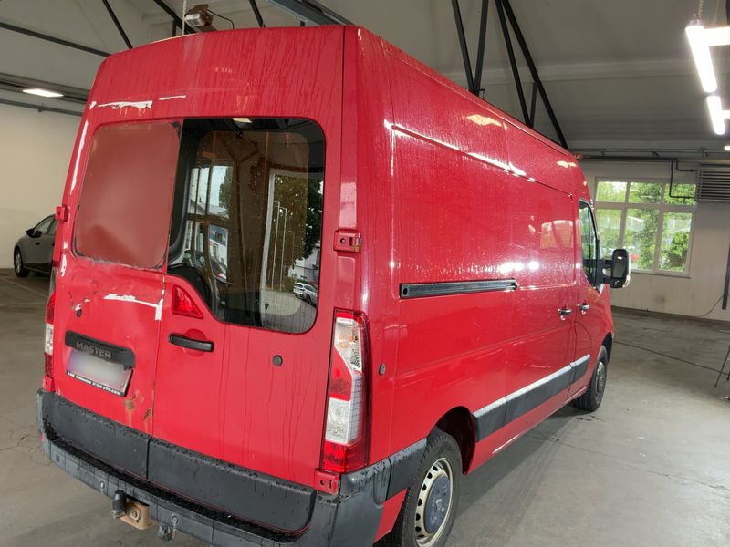Renault Master 2.3 dCi L2H2 HKa 3,3t — zdjęcie 6