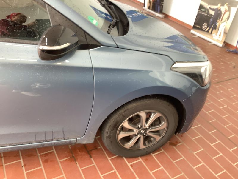Hyundai i20 1.0 TDGI Passion — zdjęcie 8