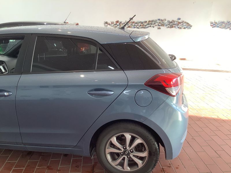 Hyundai i20 1.0 TDGI Passion — zdjęcie 3