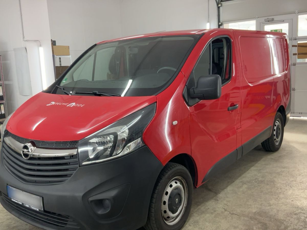 Opel Vivaro 2015