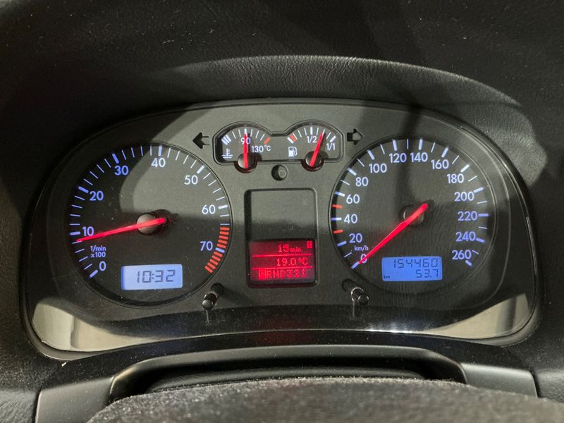 Volkswagen Golf IV 1.6 Champ — zdjęcie 4