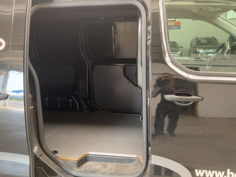 Toyota ProAce 1.5 D-4D L1 Kasten — zdjęcie 14