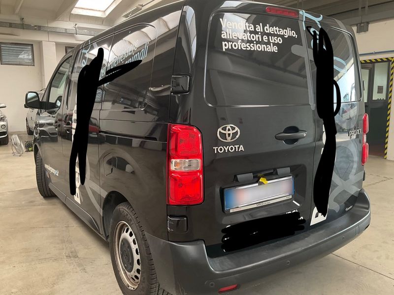 Toyota ProAce 1.5 D-4D L1 Kasten — zdjęcie 3
