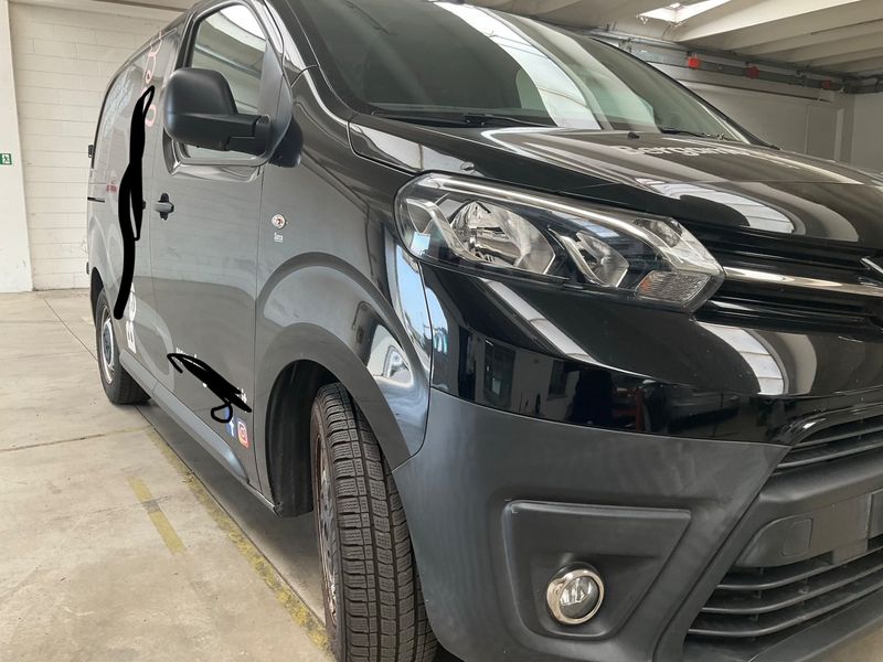 Toyota ProAce 1.5 D-4D L1 Kasten — zdjęcie 8