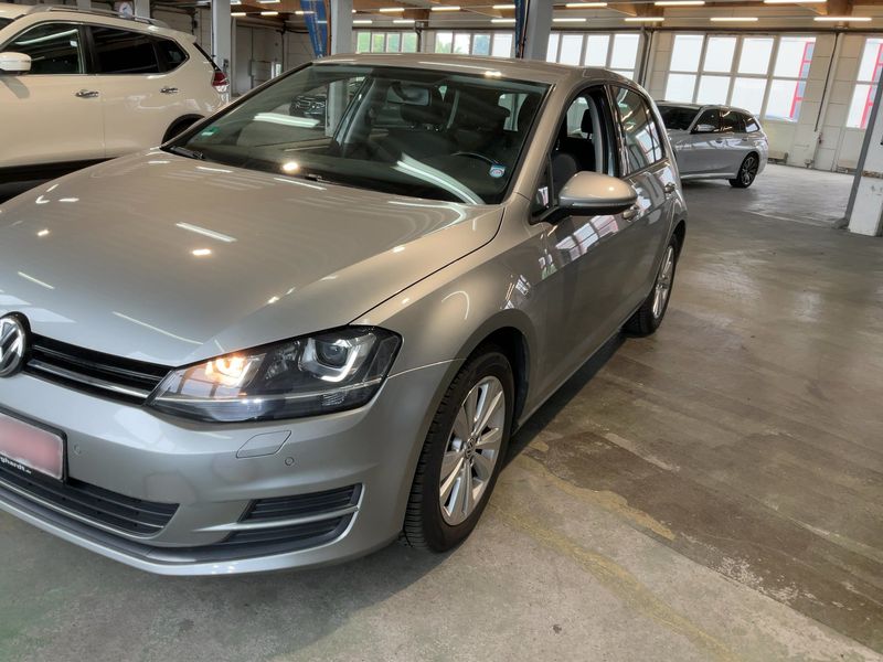 Volkswagen Golf VII 1.4 TSI Comfortline BlueMotion Tech 2013 – снимка 2