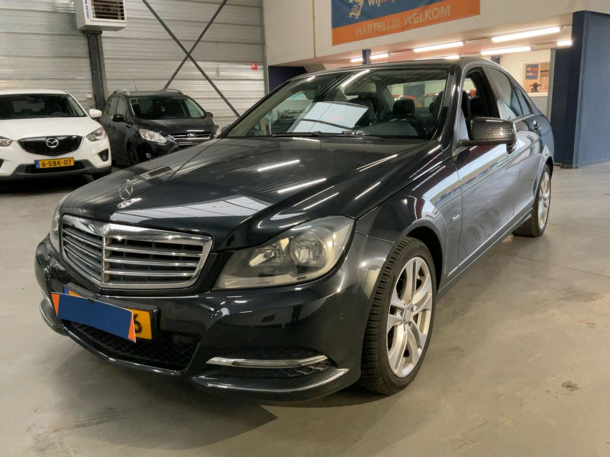 Mercedes-Benz C-Klasse C 180 CGI BlueEfficiency Avantgarde