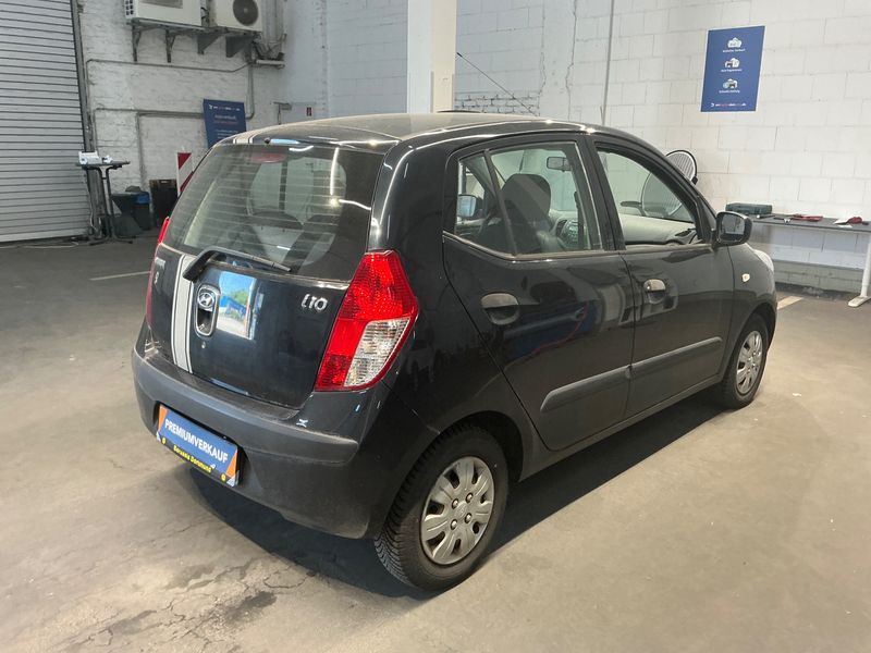 Hyundai i10 1.1 Edition+ — zdjęcie 2